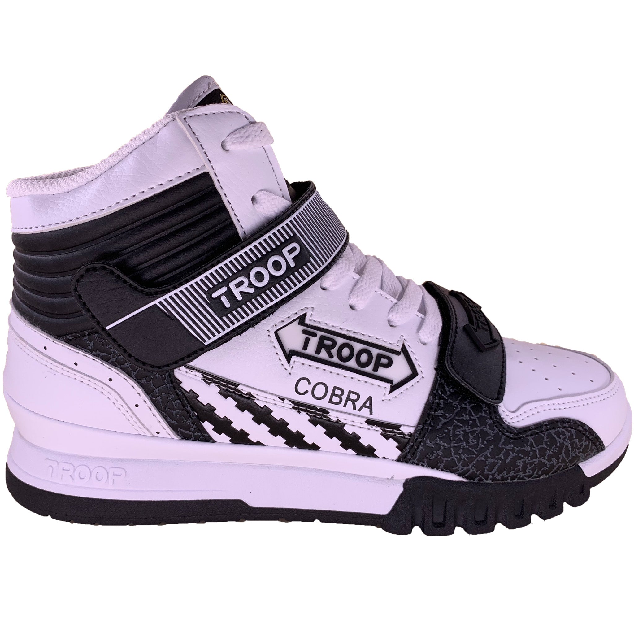 Troop cobra trainers sales